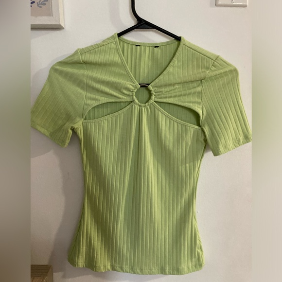 Green Top with Cut Outs 💚 - Picture 1 of 4